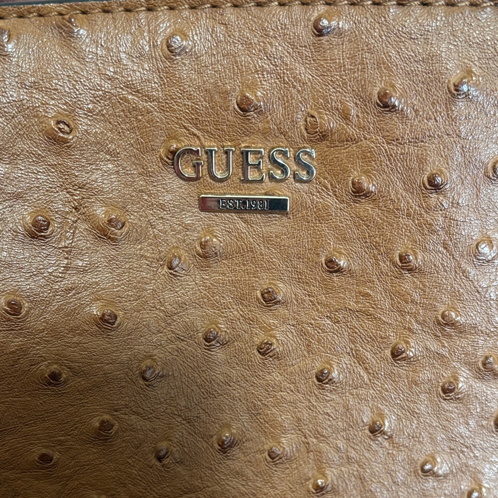 Guess Tan Shoulder Bag - Picture 2 of 7